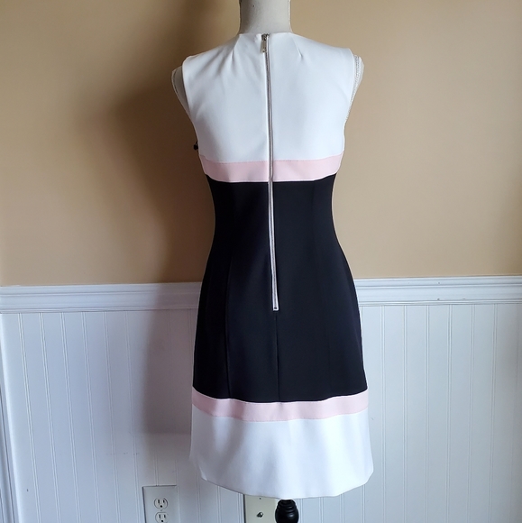 Beautiful Tommy Hilfiger Dress Size 4 - Picture 6 of 9